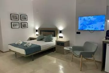 Turistihuoneistot Travel Habitat La Marina Real