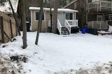 آپارتمان‌های توریست‌ها Cozy Cabin! 6 Minute Drive To Lake Gregory