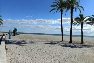 Turistihuoneistot La Cubana Con Aire Acondicionado