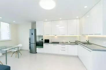 Apartamenty turystyczne апартаменты класса люкс на осокорках бажана 12