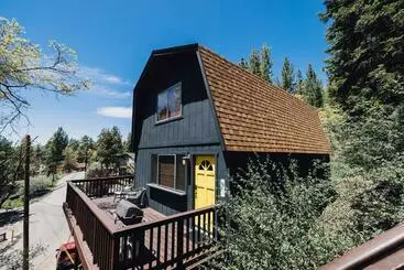 آپارتمان‌های توریست‌ها Amazing Cabin   Close To Ski Resort And Village