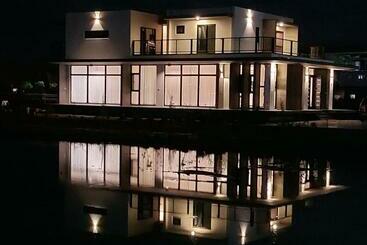 Apartamentos turísticos Xian Jing B&b