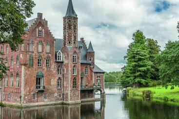 Ferienwohnungen Cozy Studio On A Quaint Farm