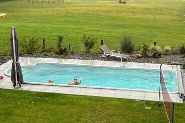 ツーリストアパートメント Ferienhaus Rostock Warnow