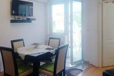 آپارتمان‌های توریست‌ها Apartman Pazova