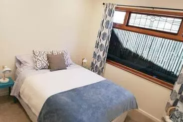 ツーリストアパートメント Shakespeare Cottage