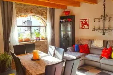 ツーリストアパートメント Casa Il Fienile By Garda Domus Mea