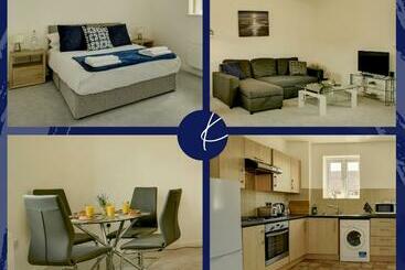 شقق خاصة سياحية K Suites   Teeswater   Free Parking