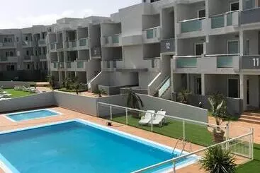 ツーリストアパートメント Modern Luxury Apartment