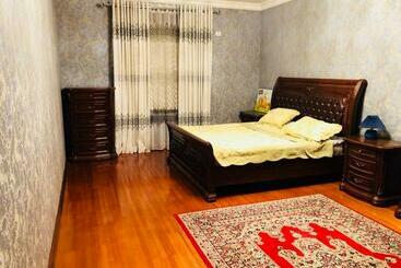 Apartamentos turísticos Apartment Registan