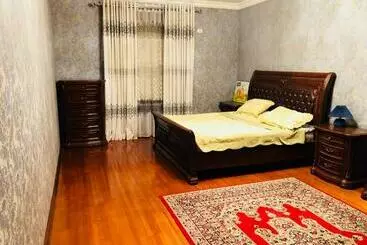 Apartamentos turísticos Apartment Registan