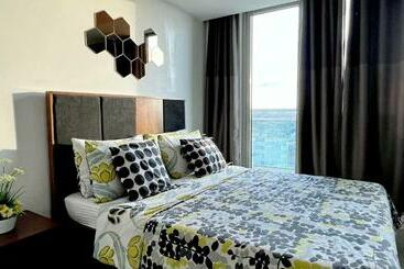 דירות לתיירים Azure Peaceful And Beachy Staycation