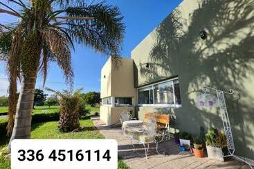 Ferienwohnungen Casa En Club De Campo. Parque Y Pileta