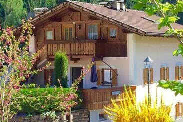 Жильё для туристов Apartments Bernard