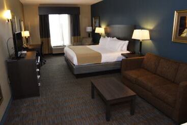 Holiday Inn Express Hotel & Suites Goldsboro   Base Area, An Ihg