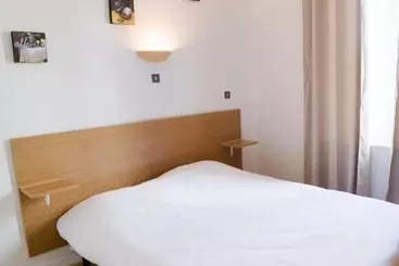 호텔 Hôtel Les Colombes