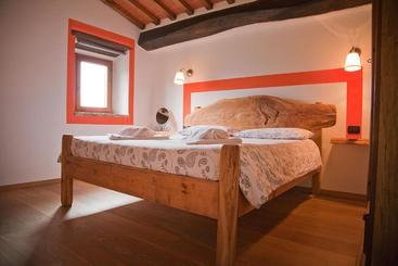 בית מלון כפרי Podere Campriano Winery Adult Only