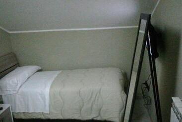 تختخواب و صبحانه Sweet Dream