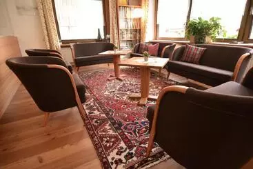 ホテル Garni Planaces