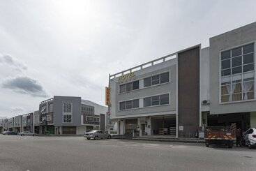 Oyo 90380 Hotel Jasin