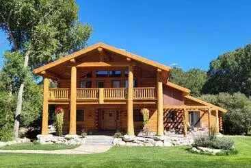 Hotelli Buffalopeaks Lodge