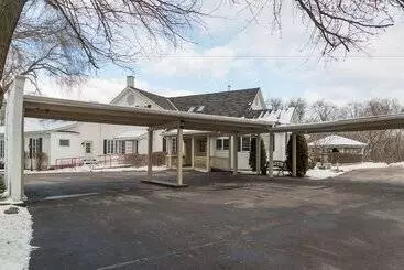 Hotelli Sybaris Pool Suites Mequon