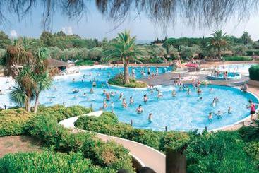 فندق Camping Le Capanne