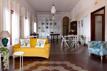 Отель Villa Penelope