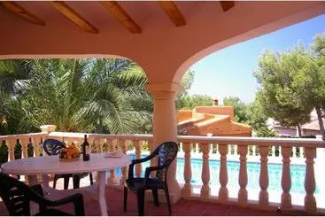 Turistihuoneistot Villas Monte Verde  Btb