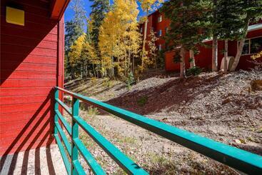 Otel Giant Steps #40