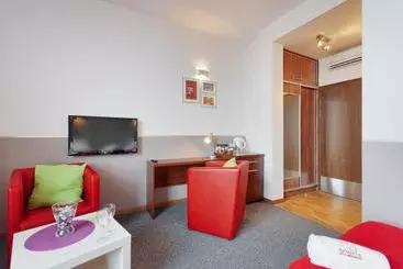 Aparts Bed & Breakfast