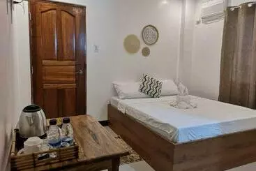 Bed and Breakfast Islanders Inn Coron