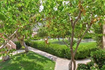 هتل Sunny Palm Springs Retreat Permit# 58428
