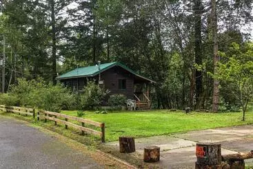 ホテル Cove Cabin Retreat