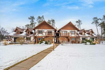 فندق Crystal Gem