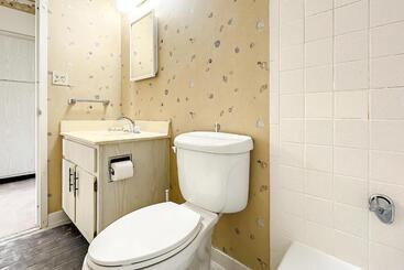 בית מלון כפרי Golden Arms 111