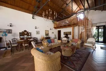 مبيت وإفطار Villa Nika
