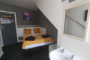 Отель South Beach Kings Promenade