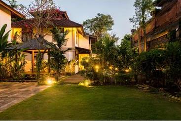 פנסיון Collection O 91300 Sunny Side Villa