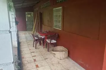 ベッドアンドブレックファースト One Privatre Room/br In A Private House In Balgue