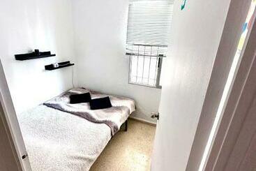 아파트호텔 Las Habitaciones De Svetlana