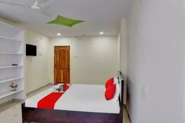 Hotel Oyo 70251 Vasara Rooms Banquet Hall