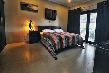 مبيت وإفطار Wave House Gerupuk South Lombok