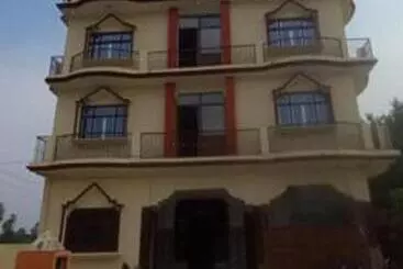 Hotel Aman Guest House By Wb Inn