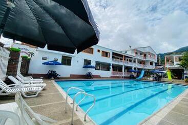 Hotel Caribe La Vega