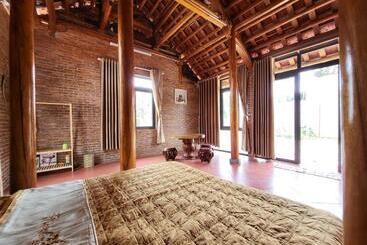 هتل T Farmstay Villa And Resort Buon Ma Thuot City