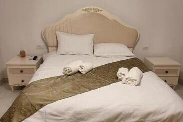 ペンション Soimii Bucovinei Residence