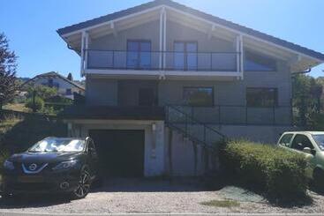 Pensionat Logement Avec Billard, Home Cinéma Et Terrasse Privatisés