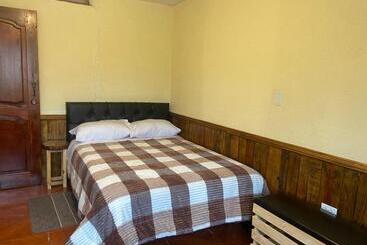 Hostel Hostería La Cabaña