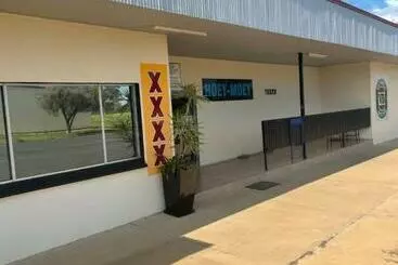 Clermont Hotel Motel